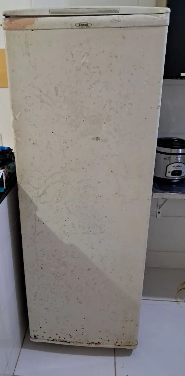 Geladeira com defeito - Foto 2
