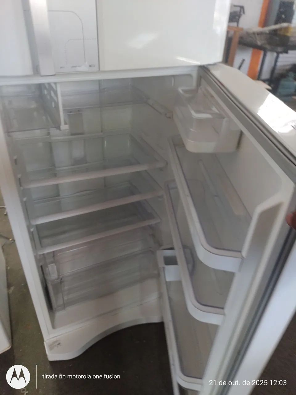 REFRIGERADOR ELECTROLUX DF51 220V - Foto 3