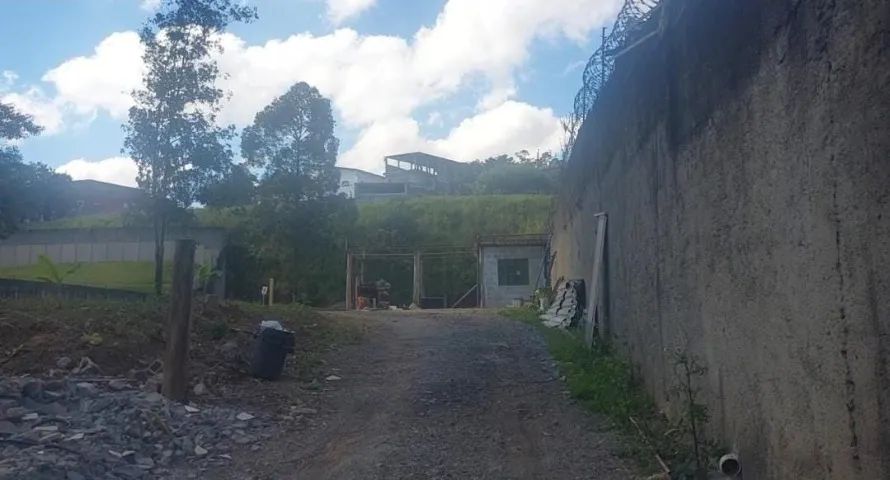 Terreno comercial ou residencial de 2.355 m2 no Jaraguá. - Foto 4