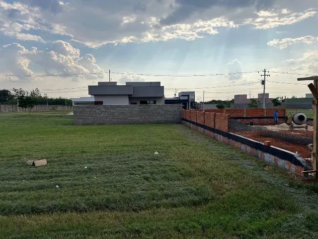 Terreno de 300m² em Condomínio Fechado de Alto Padrão - Foto 4