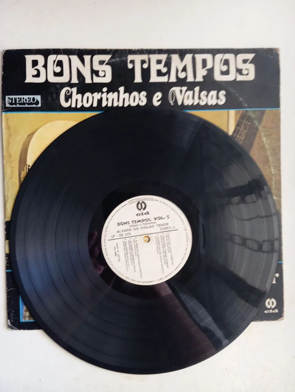 Bons Tempos - Chorinhos e Valsas - Álvaro do Violão Tenor e convidados  - Foto 4