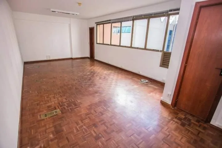 Sala comercial Batel. Preço de Ocasião.