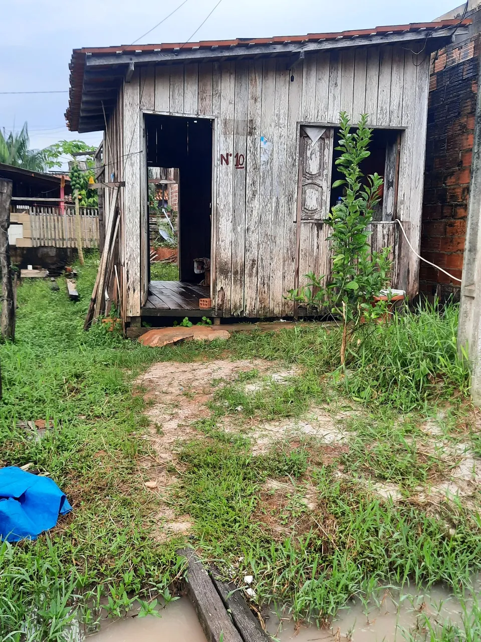 TERRENO EM MARITUBA JA COM ALICERCE 