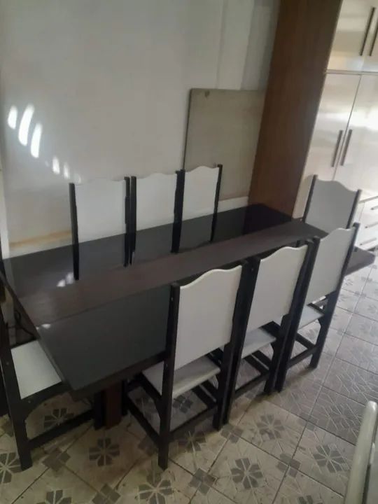 CONJUNTO DE MESA, C/ 8 CADEIRAS 