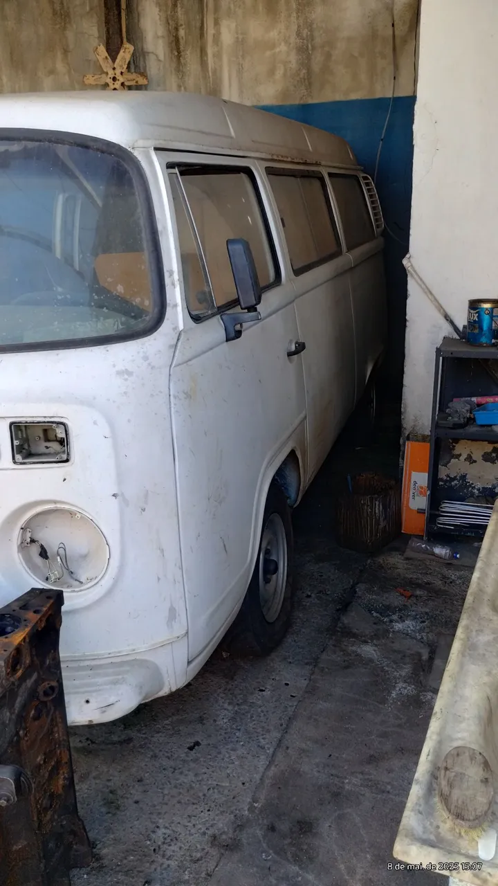Kombi branca para venda