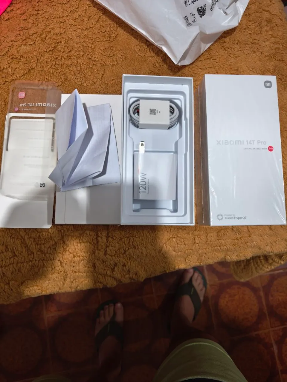 Xiaomi 14T Pro - 12gb/512gb IMPECÁVEL