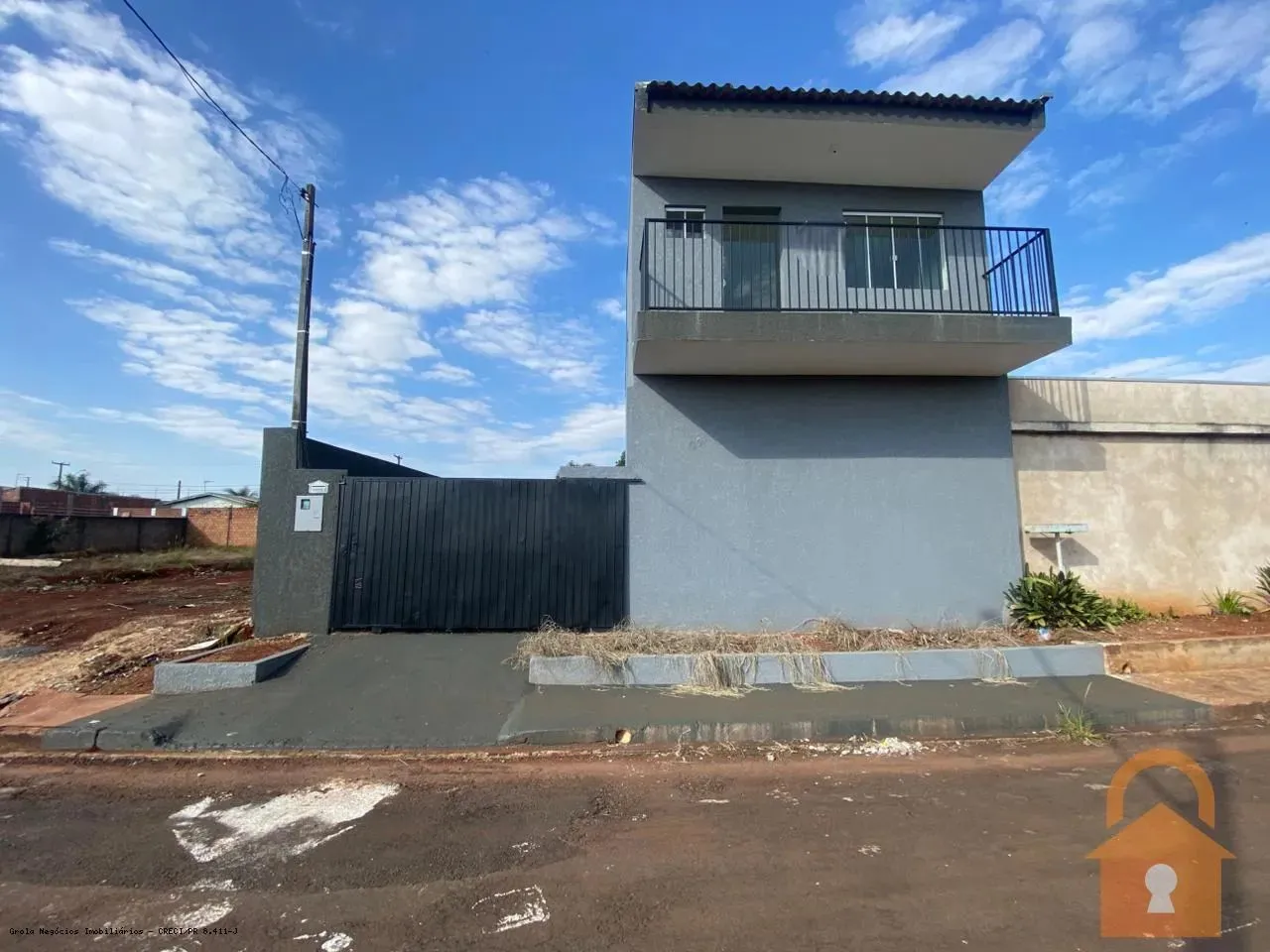Prédio para Venda em Campo Mourão, Jardim Batel, 2 dormitórios, 1 suíte, 1 banheiro, 5 vag