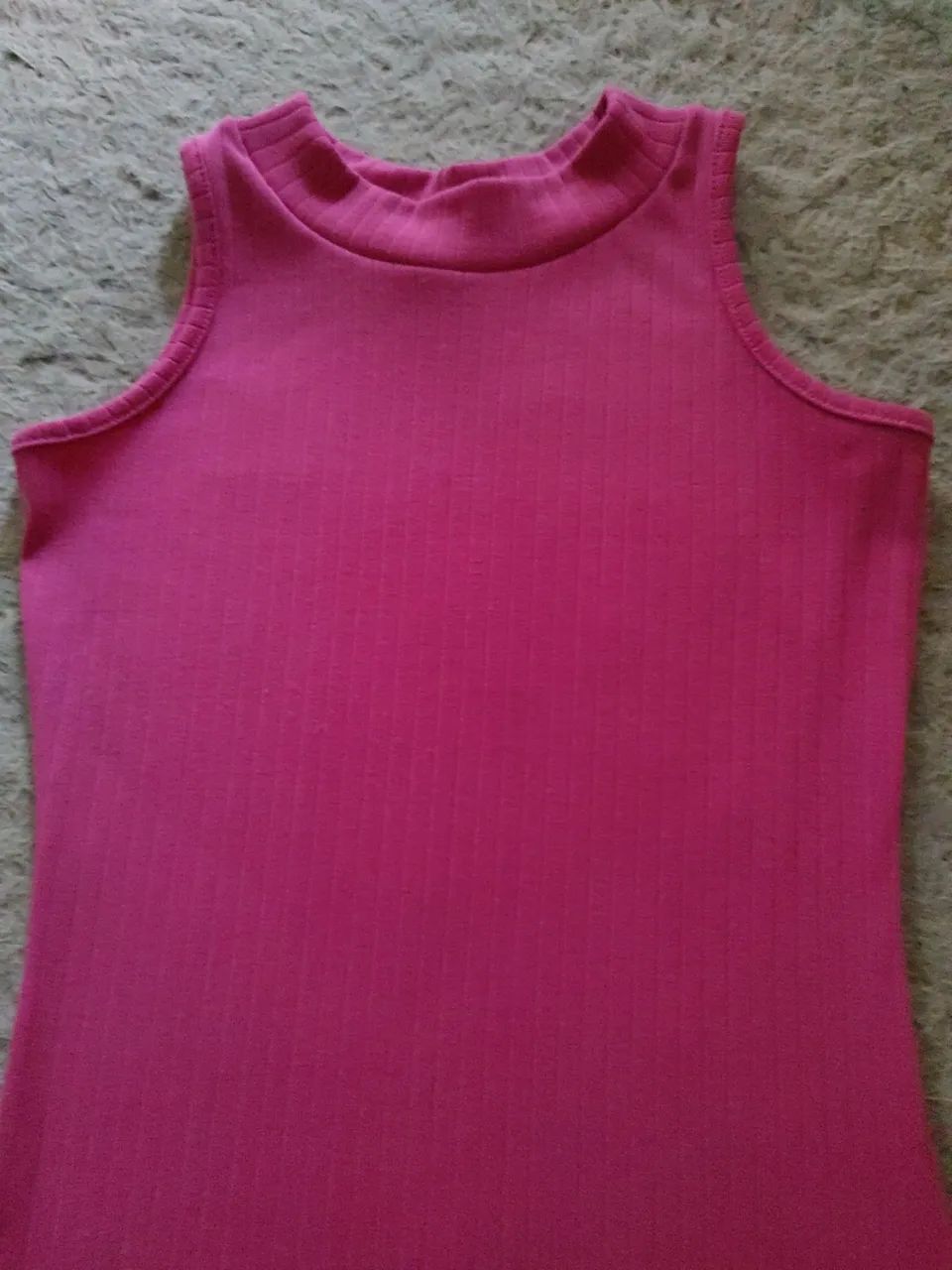 Vestido canelado Rosa. - Foto 2