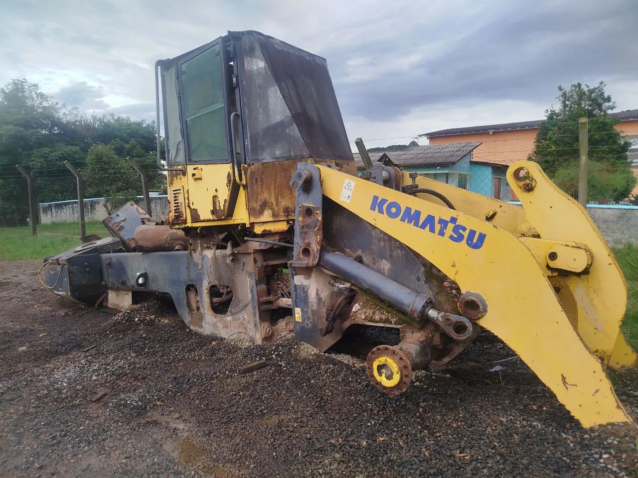 Máquina para retirada de peças WA 320-5 Komatsu 