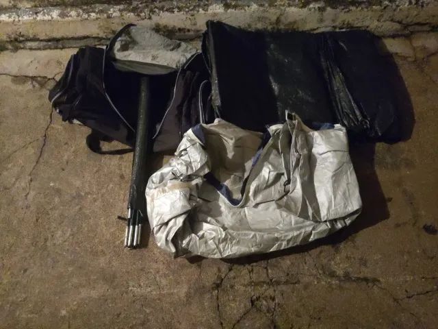 Desapego de uma barraca de acampar ou passeio - Foto 3