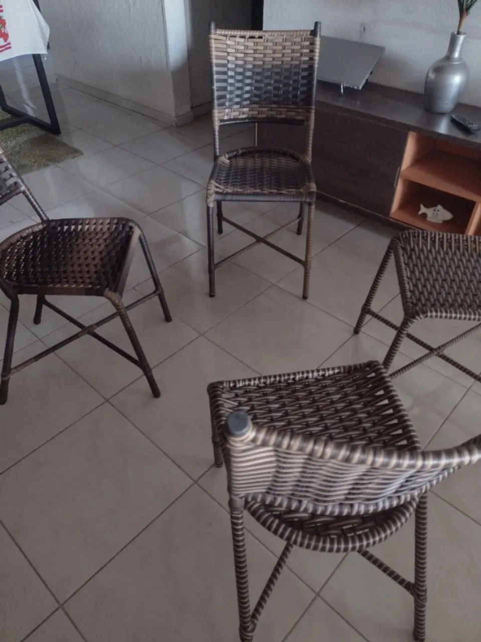 Cadeiras de Ferro com Material Sintético. - Foto 3