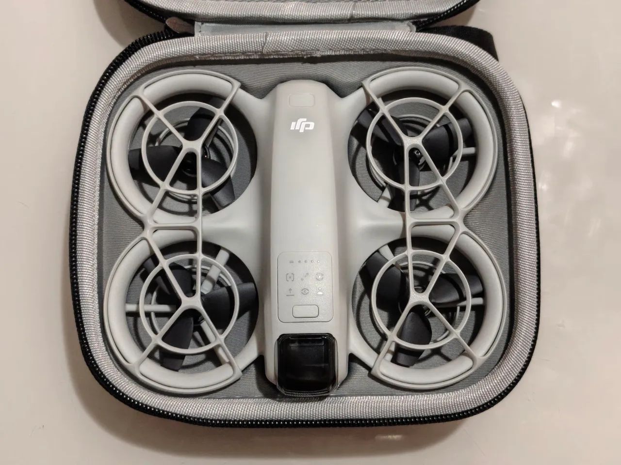 Drone DJI NEO + 2 Baterias + Case