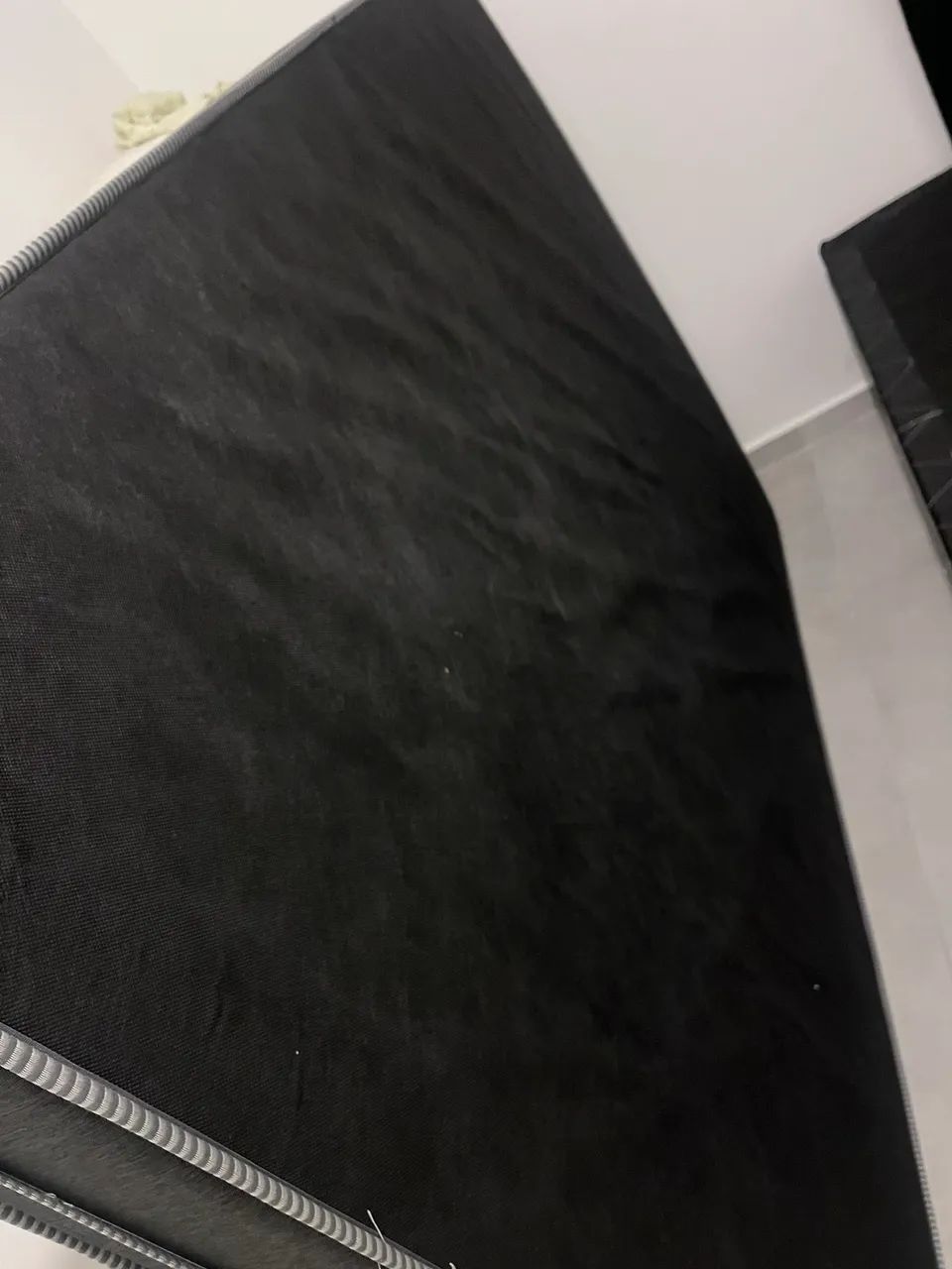Vende-se cama de Casal Box - valor à negociar 