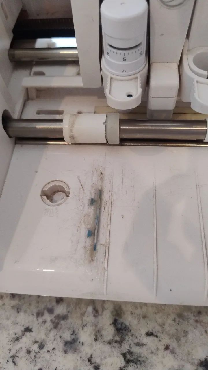 Máquina de corte SILHOUETTE CAMEO 3 (COM DEFEITO) - Foto 5