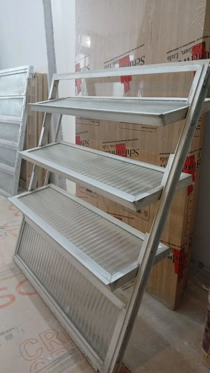Vendo 4 Basculantes de alumínio em perfeito estado, - Foto 6