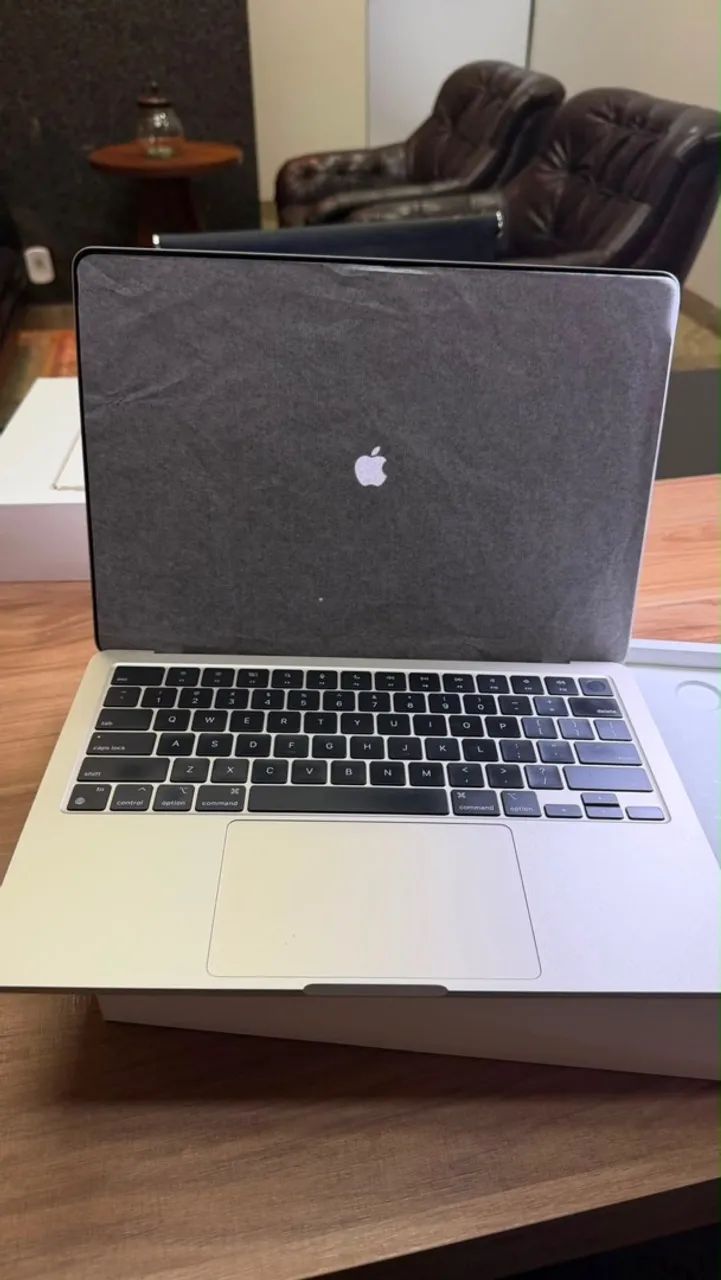 MACBOOK AIR M2 - Foto 3