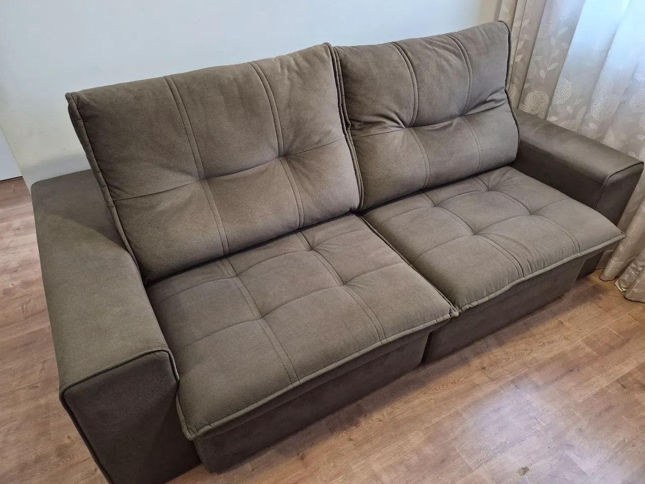 Sofá Buriti 2,20m retrátil e reclinável!