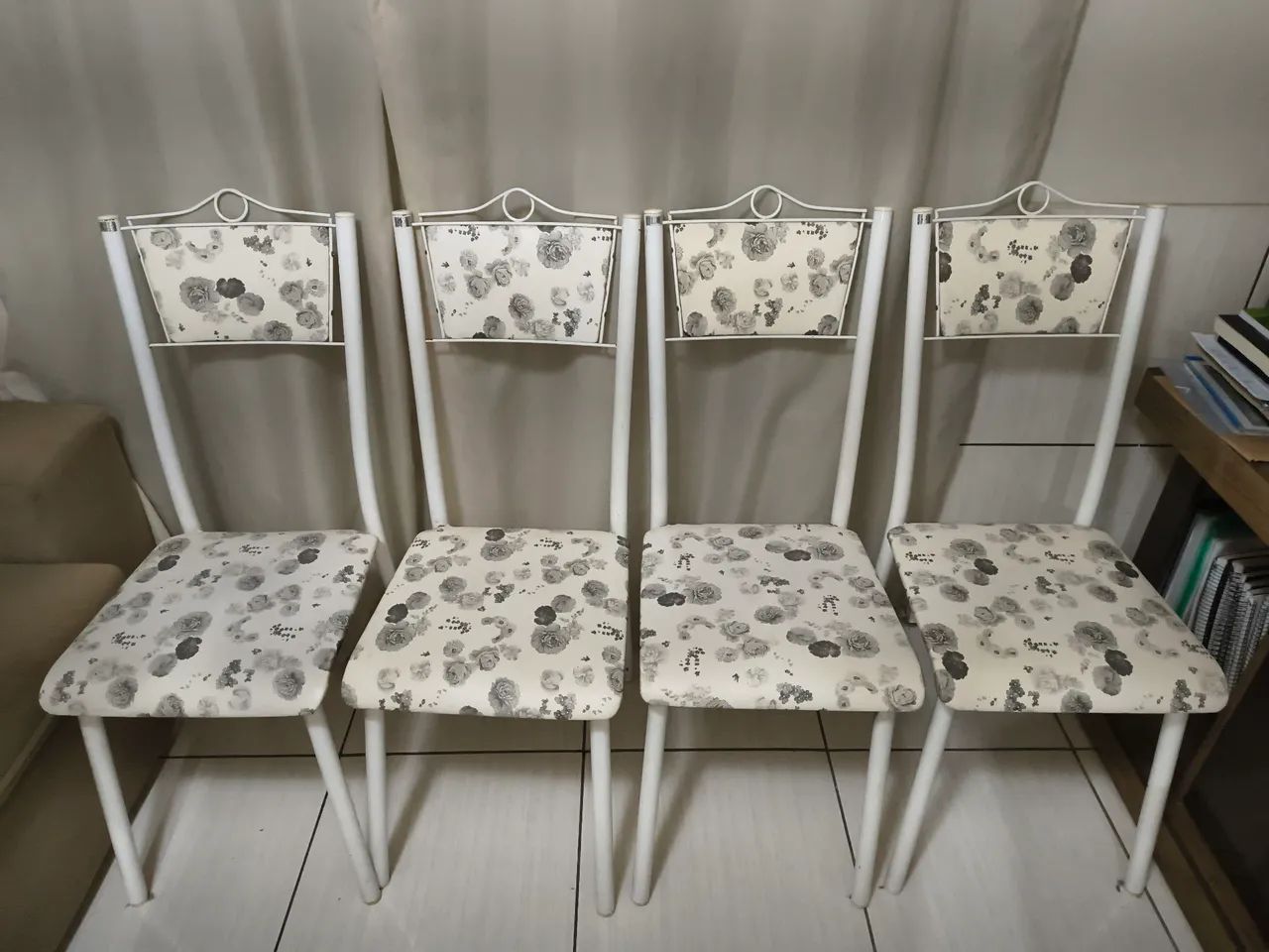 Cadeiras para mesa de jantar