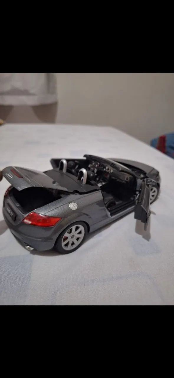 Miniatura audi tt. Scala 1:18