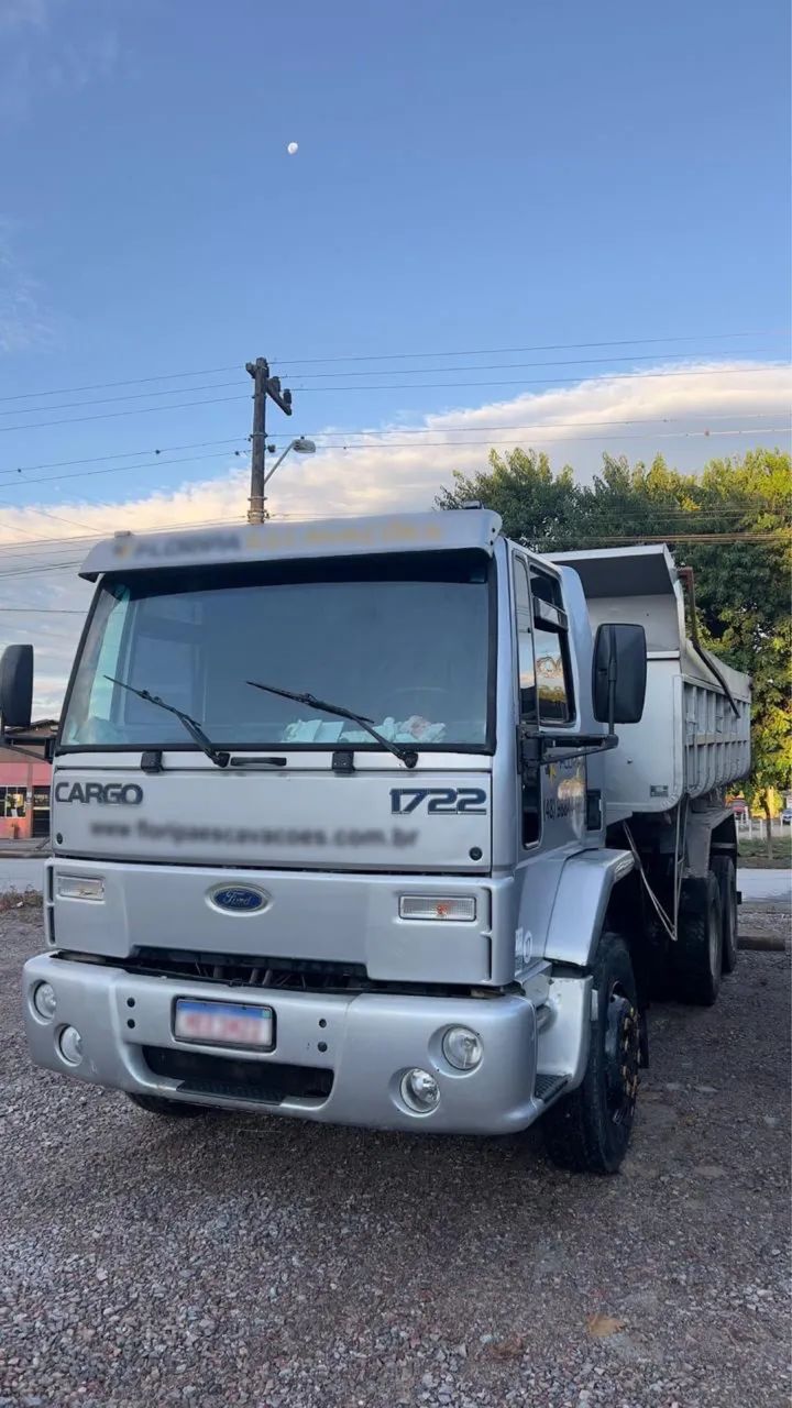 Ford Cargo 1722 ano 2003 - Foto 2