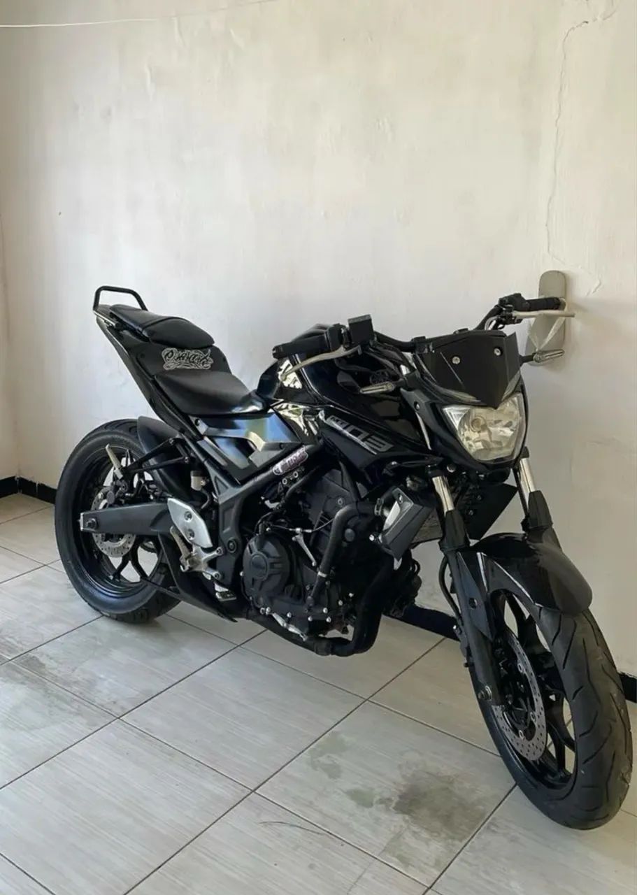 Mt 03 - Moto 