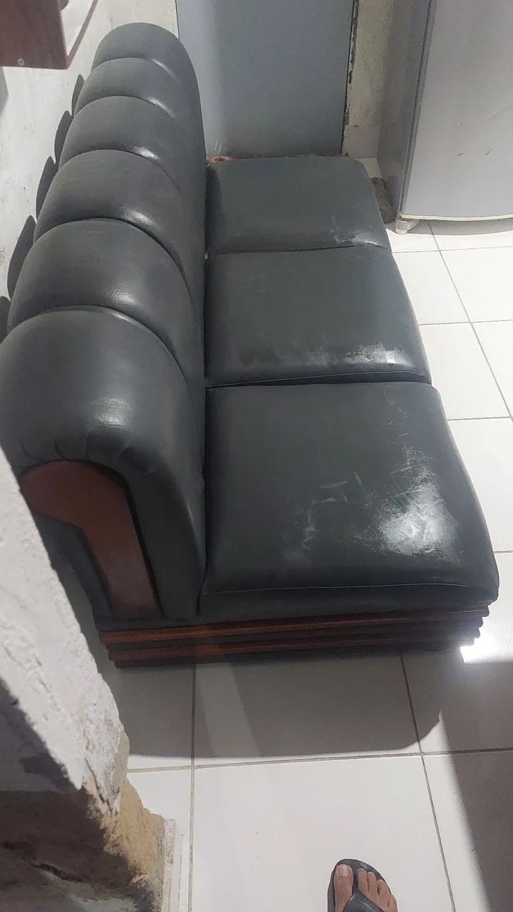 Vendo Sofá 3 Lugares  - Foto 4
