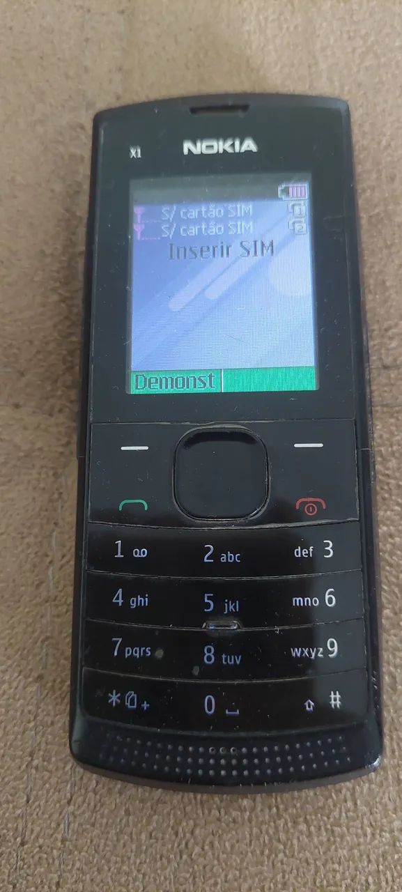 Celular Nokia X1-01 FUNCIONANDO PERFEITAMENTE COM CARREGADOR ORIGINAL ANTIGO ANTIGUIDADE 