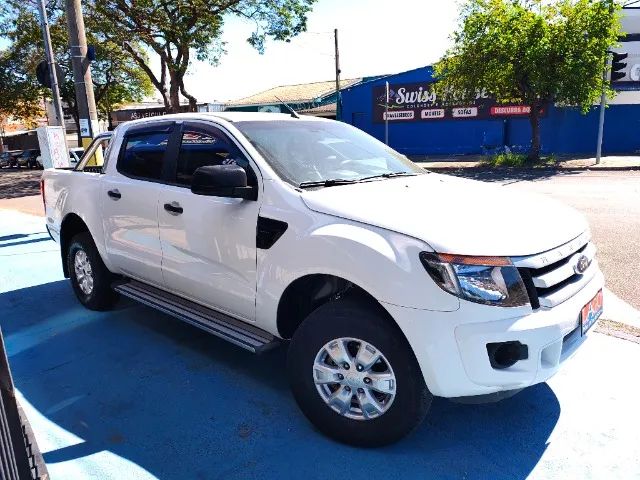 Ford Ranger XLS 2.5 16V 4X2 CD Flex 2014 - Foto 4