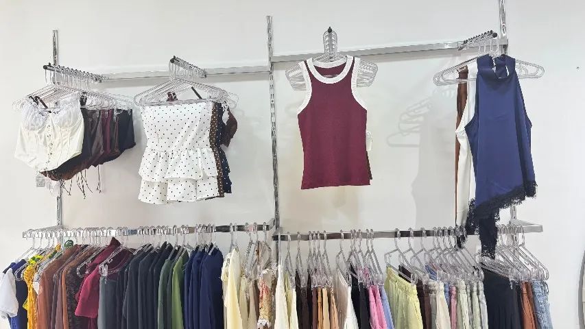 Arara de roupas 