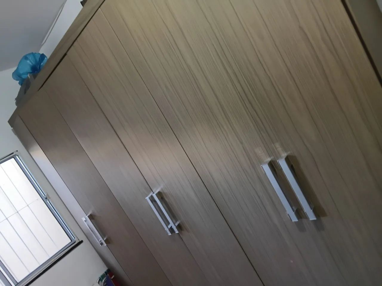 GUARDA ROUPA 6 PORTAS - Foto 2