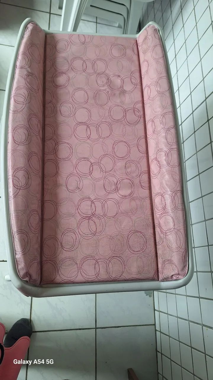Vende se banheira com suporte