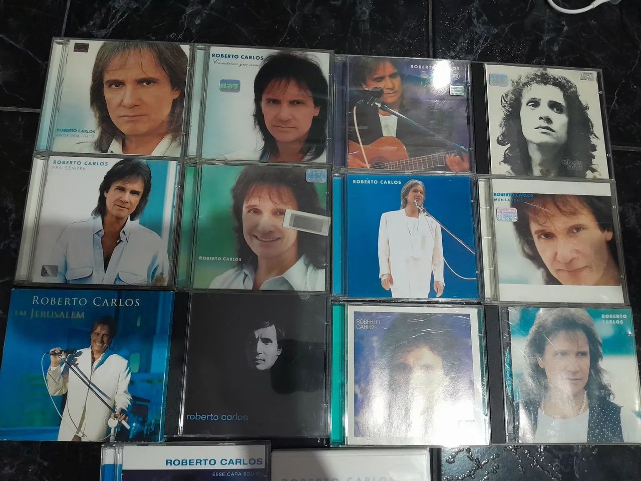 Lote de cds e dvd Roberto Carlos - Foto 2