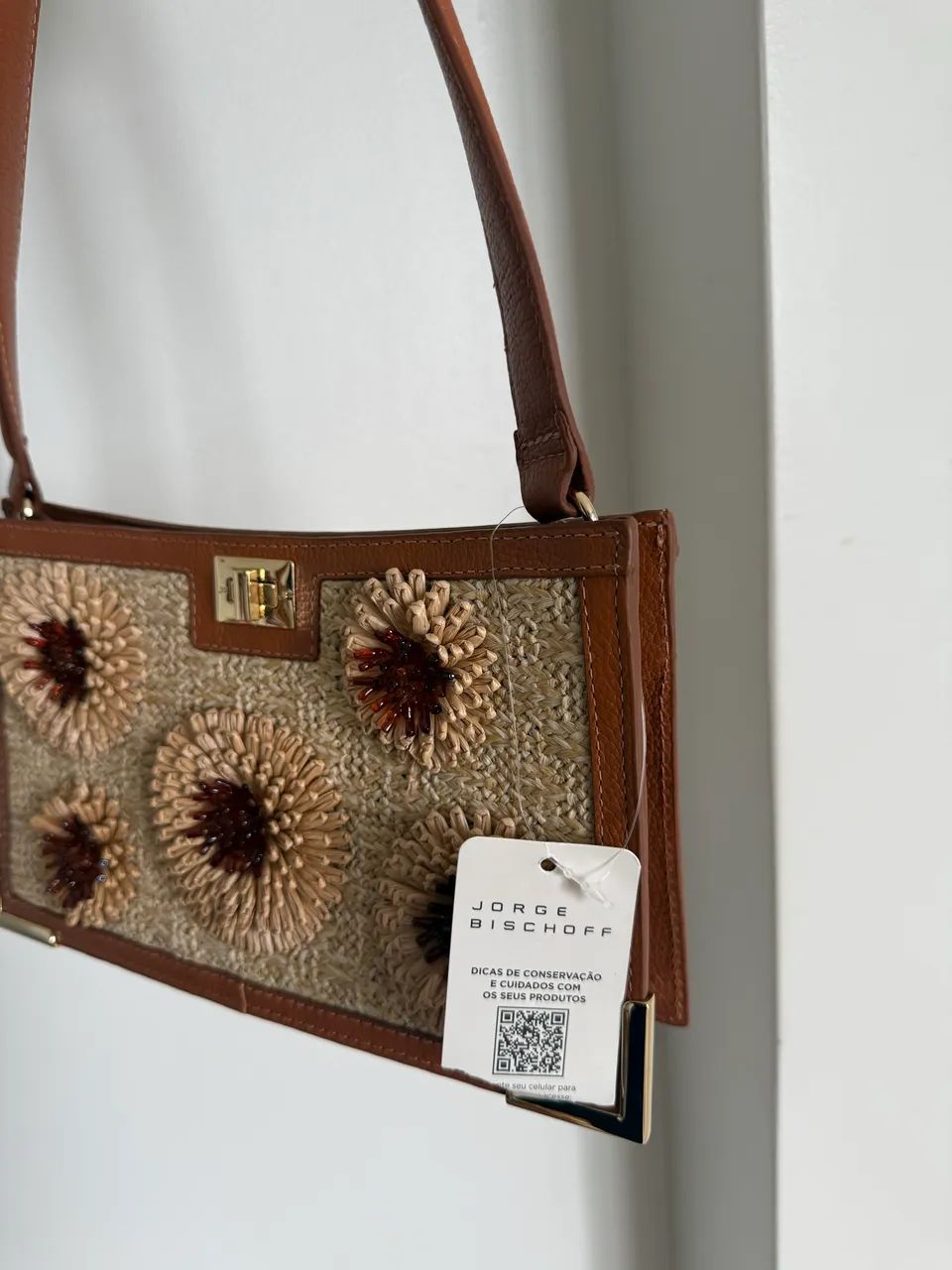 Bolsa Jorge Bischoff com detalhes de miçangas  - Foto 2