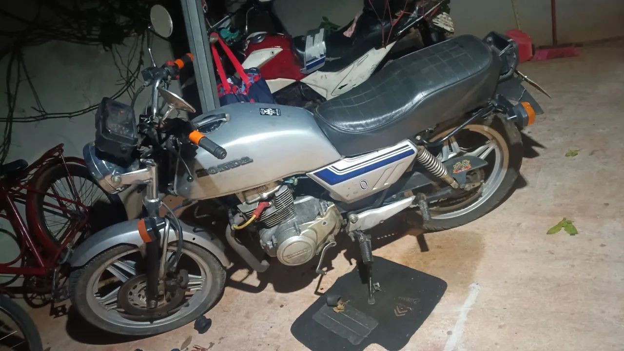 CB 400 1981 japonesa 