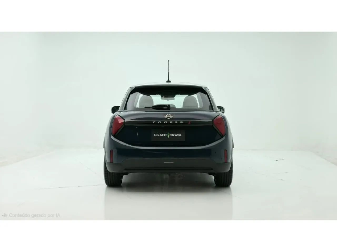 Mini Cooper 2.0 16V Twinpower Gasolina S 4P Steptronic 2026 - Foto 4