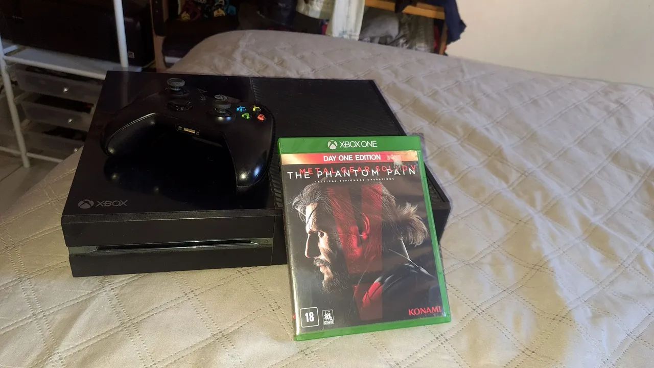 Xbo x one fat - troco num Ps4