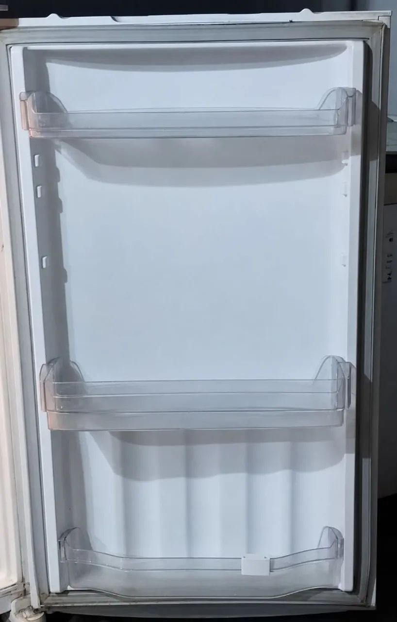 VENDE- SE GELADEIRA  - Foto 2