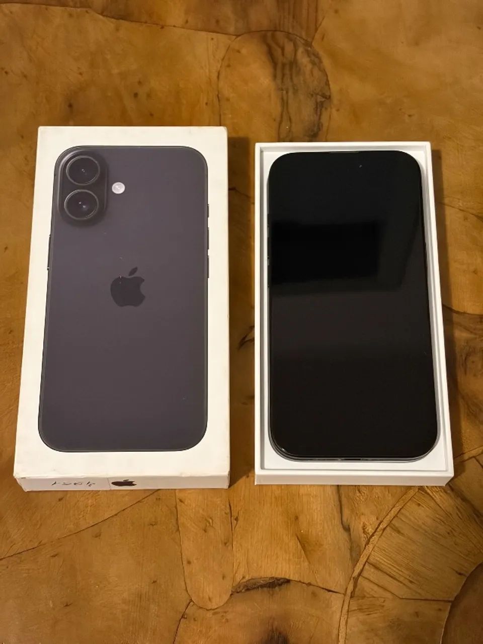 iPhone 16 - menos de 1 ano - Celulares e Smartphones - Botafogo