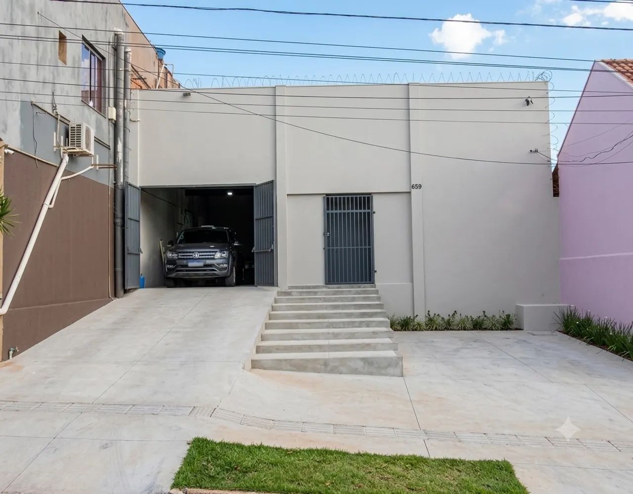 Galpão Antônio Maria Coelho próximo orla morena