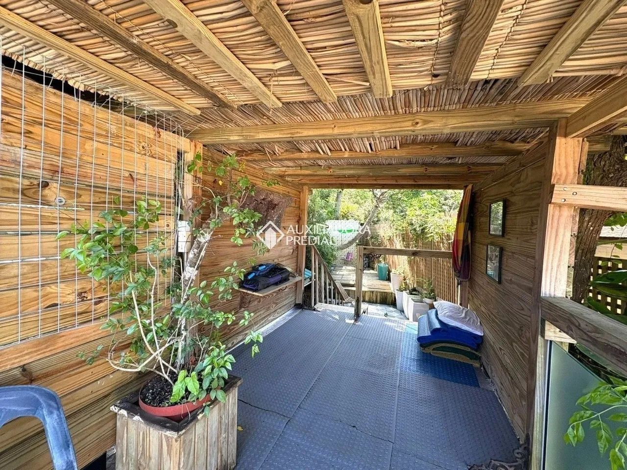 Casa estilosa no Sambaqui - Foto 3