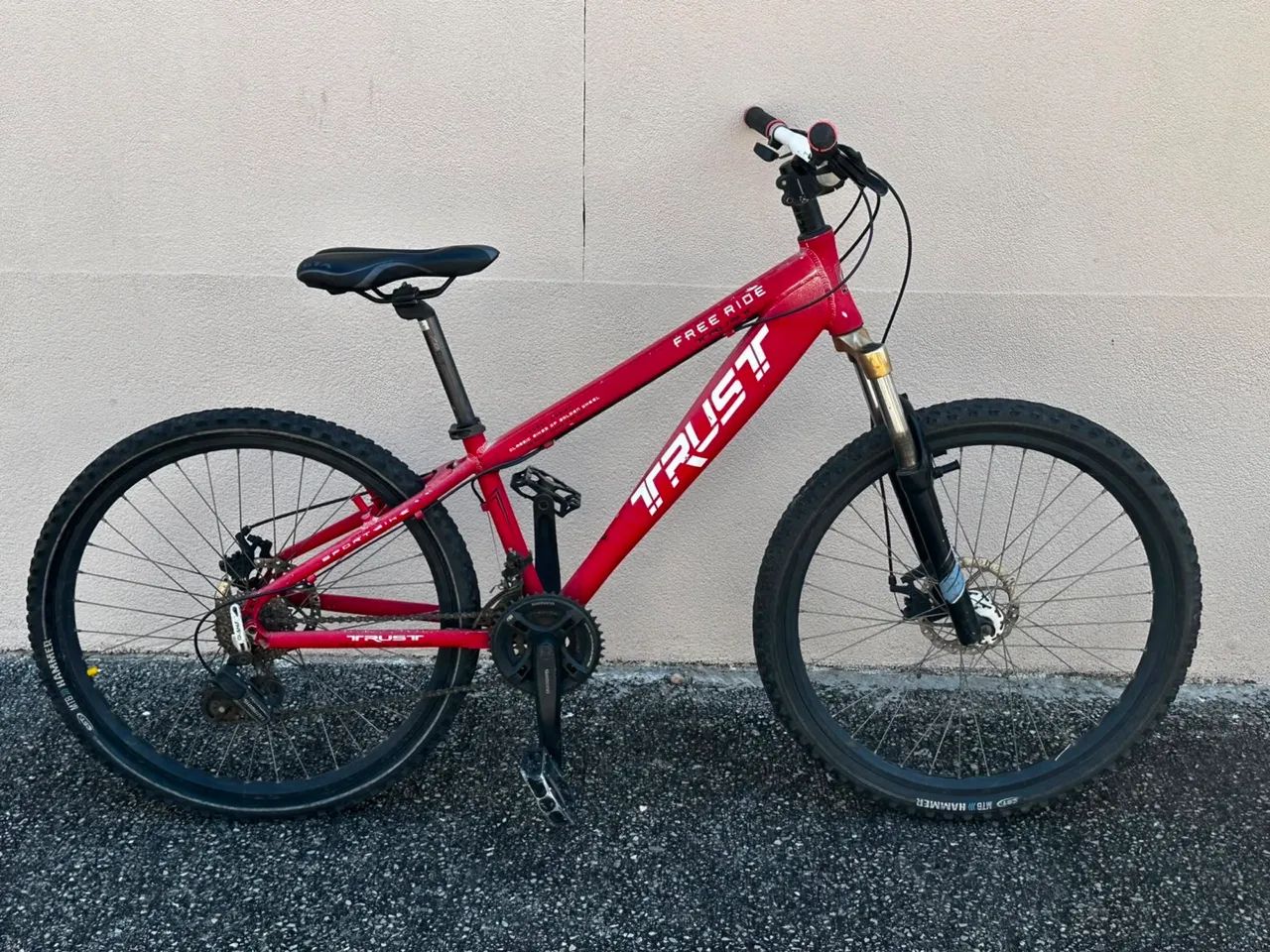 Bicicleta Downhill aro 27