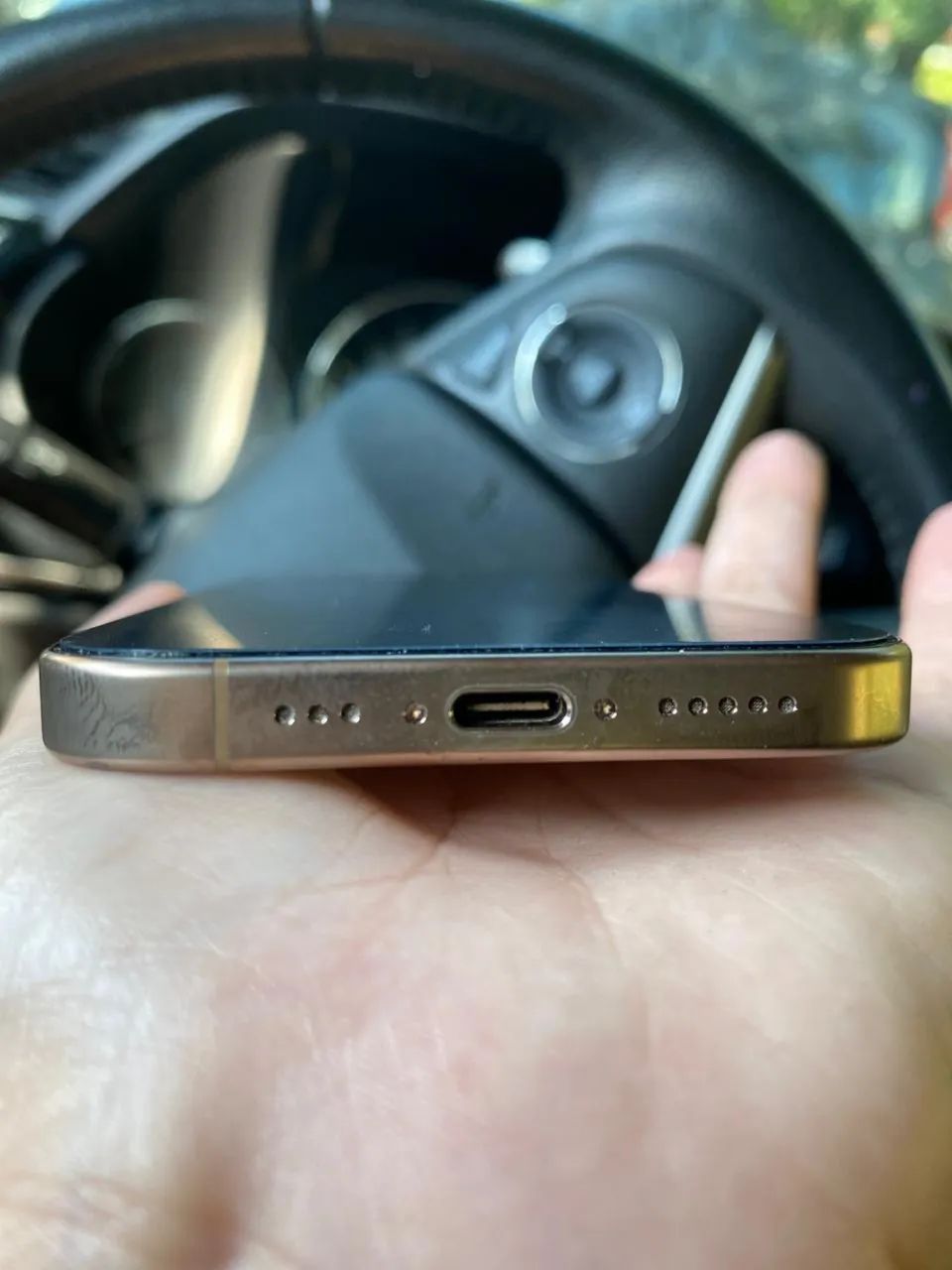 Vendo iPhone 16 pro impecável  - Foto 3
