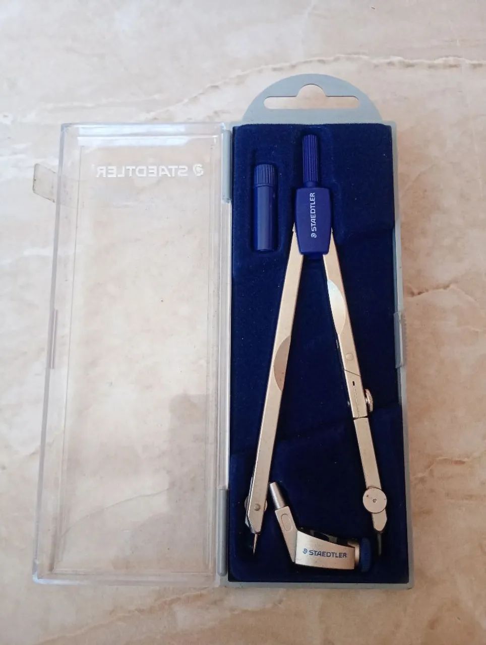 Compasso staedtler profissional 