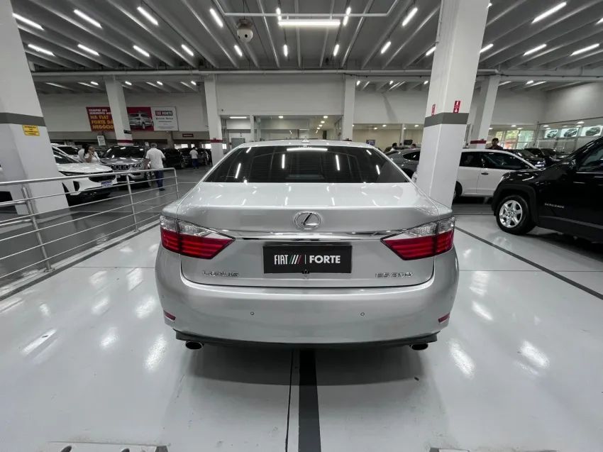 Lexus ES-350 3.5 24V 284cv, foto 15 de 16