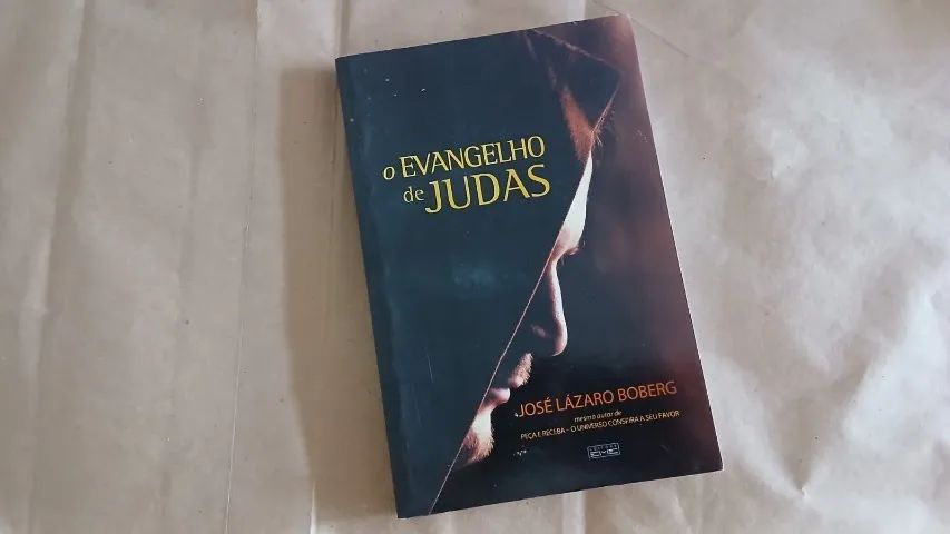 06 Livros  - Foto 2