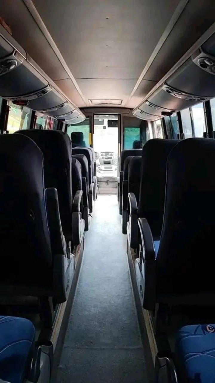 Micro ônibus volare dw9 33 lugares 2011 - Foto 4