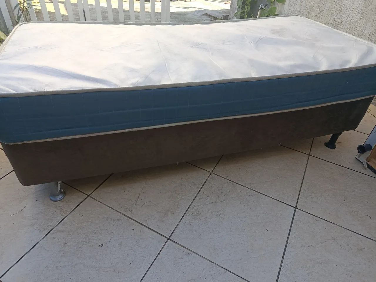 Cama box solteiro base e colchão 