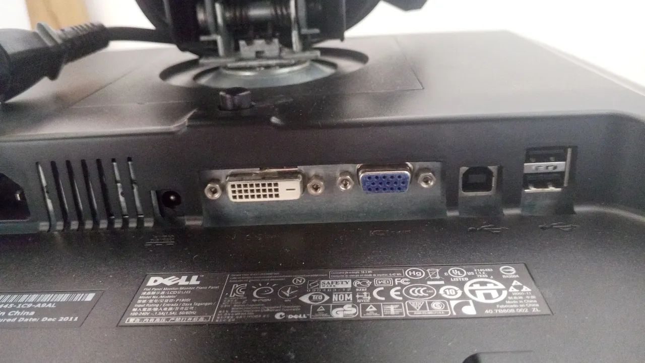 Monitor Dell 19  - Foto 2