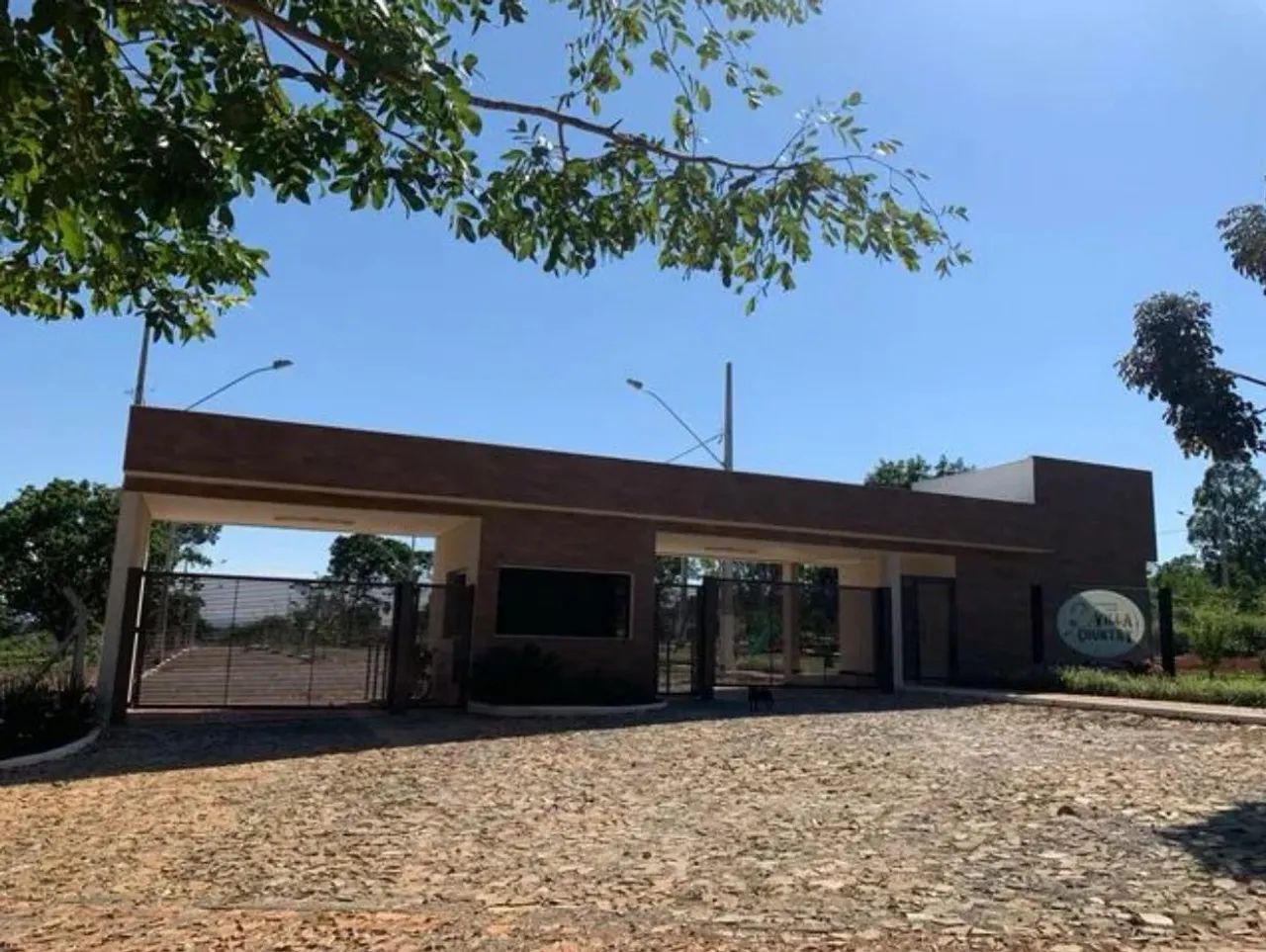 Chácara condomínio fechado 