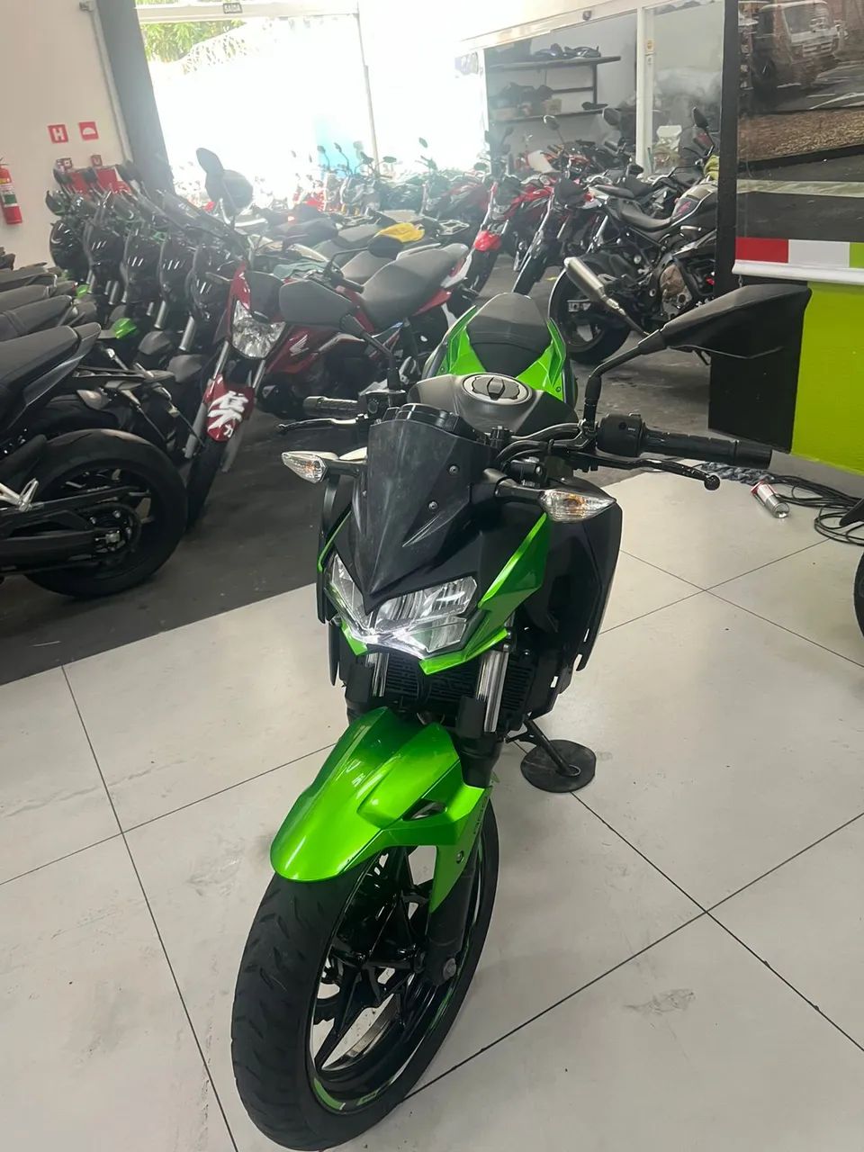 KAWASAKI Z400 - Foto 5